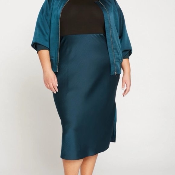 Universal Standard Diane Satin Midi Bias Skirt Deep Sea - Picture 4 of 8